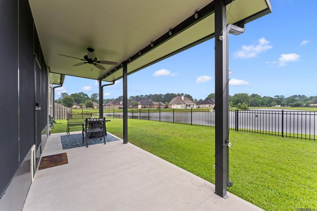 16072 Greenstone Ave, Pride, LA 70770