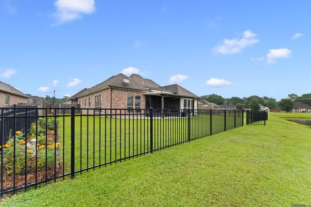 16072 Greenstone Ave, Pride, LA 70770
