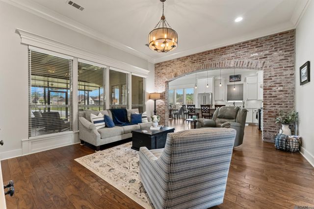 16072 Greenstone Ave, Pride, LA 70770
