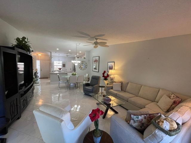6071 Millington Way, Delray Beach, FL 33484