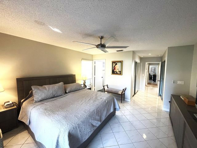 6071 Millington Way, Delray Beach, FL 33484