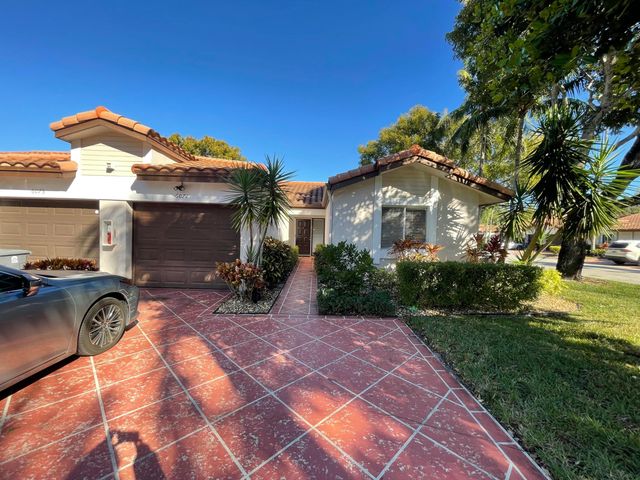 6071 Millington Way, Delray Beach, FL 33484