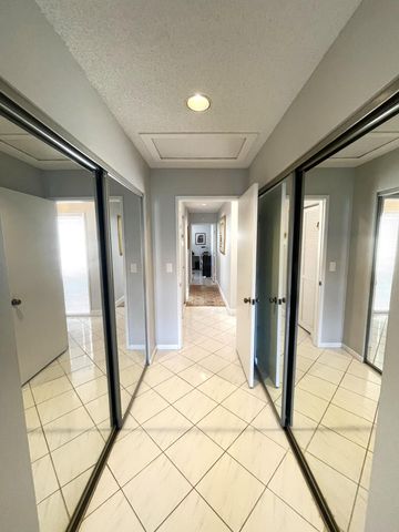 6071 Millington Way, Delray Beach, FL 33484