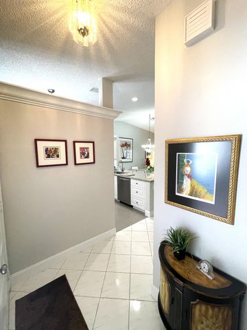 6071 Millington Way, Delray Beach, FL 33484