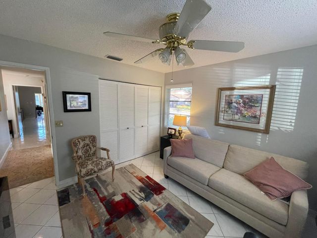 6071 Millington Way, Delray Beach, FL 33484