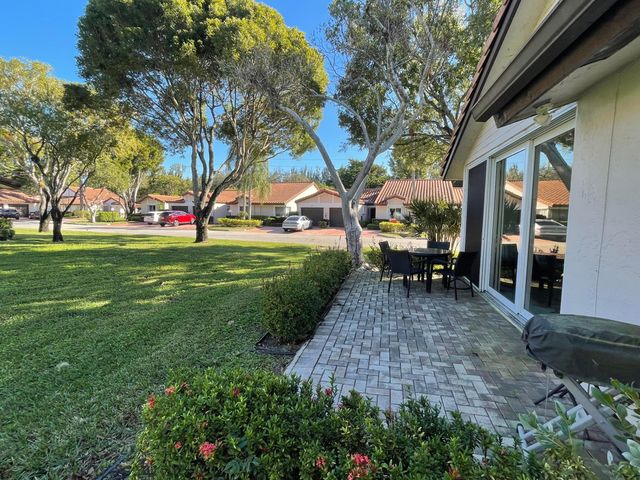 6071 Millington Way, Delray Beach, FL 33484