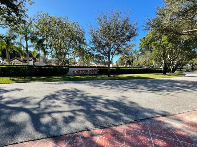 6071 Millington Way, Delray Beach, FL 33484