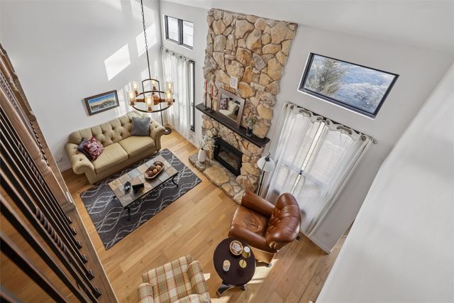 2648 82nd Street, Urbandale, IA 50322