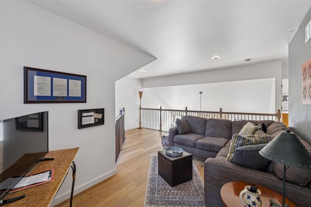 2648 82nd Street, Urbandale, IA 50322