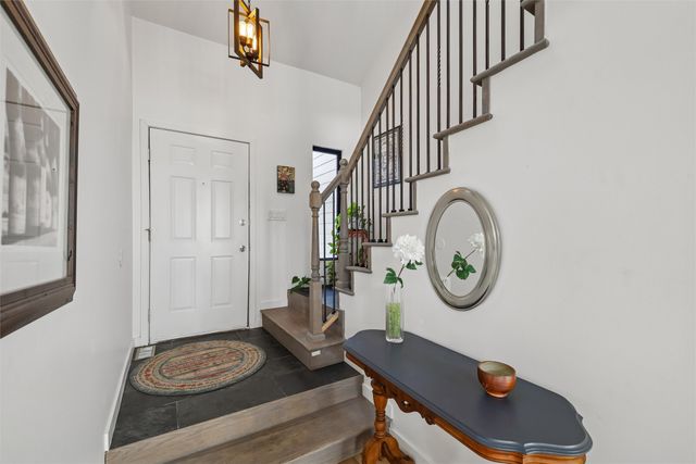 2648 82nd Street, Urbandale, IA 50322