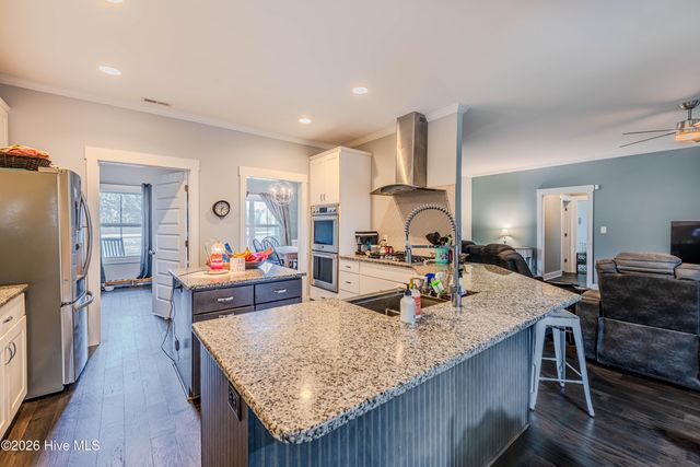 105 Nautical Wave Road, Hubert, NC 28539