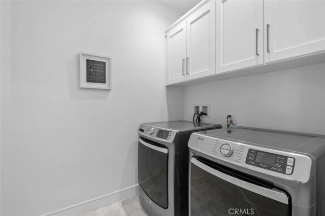 100 Della, Irvine, CA 92602
