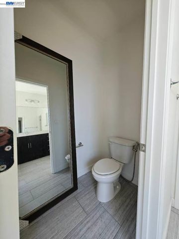 1518 Hayden Street, Hayward, CA 94545