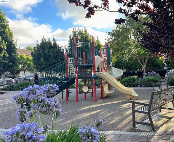 1518 Hayden Street, Hayward, CA 94545
