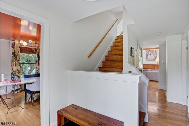 2 Schoolhouse Lane, Tewksbury Twp., NJ 08833