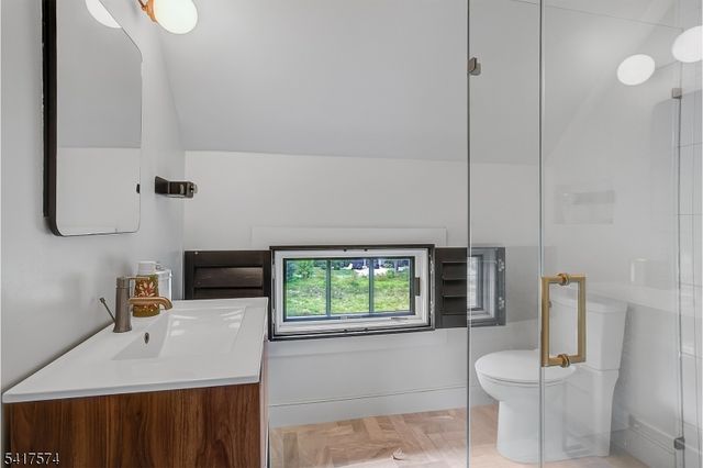 2 Schoolhouse Lane, Tewksbury Twp., NJ 08833