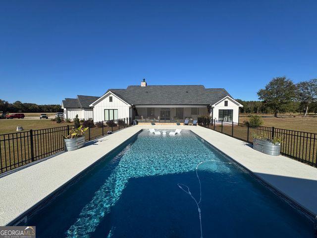 1665 Walke Dairy Road, Dublin, GA 31021