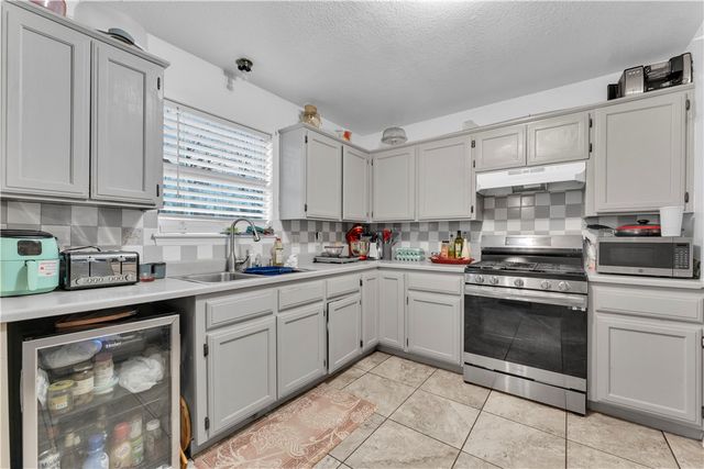 2214 S 17th Place, Rogers, AR 72758