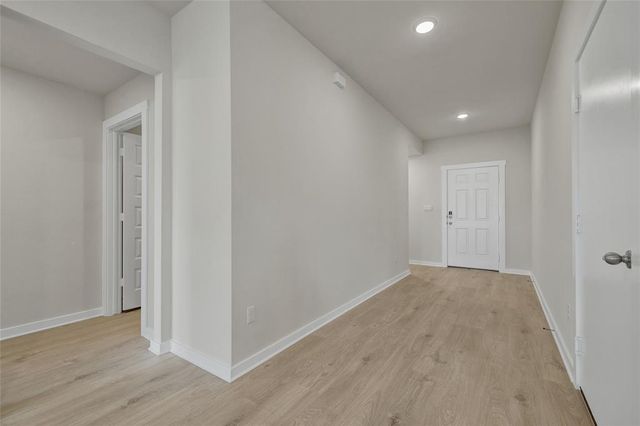 160 Davis Mountain CV, Lockhart, TX 78644