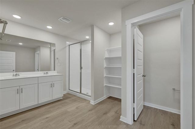 160 Davis Mountain CV, Lockhart, TX 78644