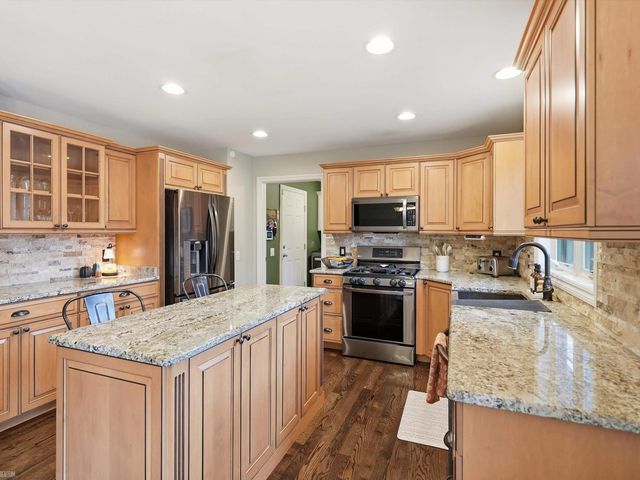 11950 Lilac Lane, Shelby Twp, MI 48315