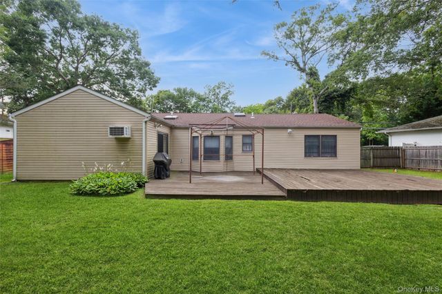2769 Pond Road, Ronkonkoma, NY 11779