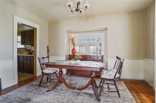 40 Manchester Avenue, Youngstown, OH 44509