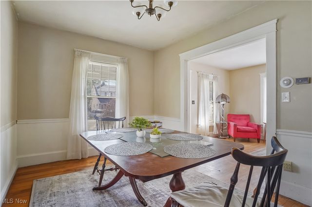 40 Manchester Avenue, Youngstown, OH 44509