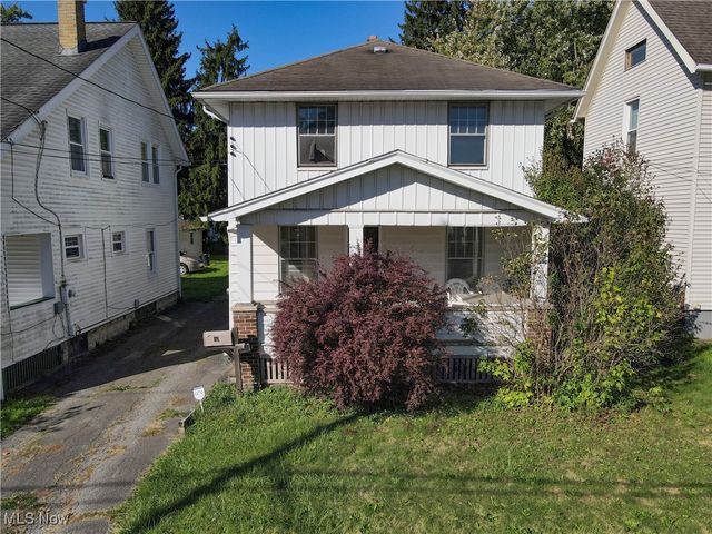 40 Manchester Avenue, Youngstown, OH 44509