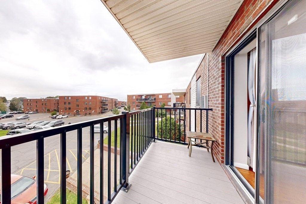 1100 Governors Drive 21, Winthrop, MA 02152