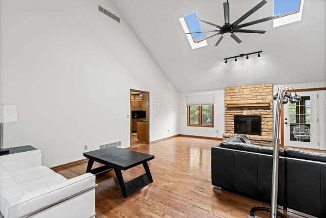 5578 Corey Swirl Drive, Dublin, OH 43017