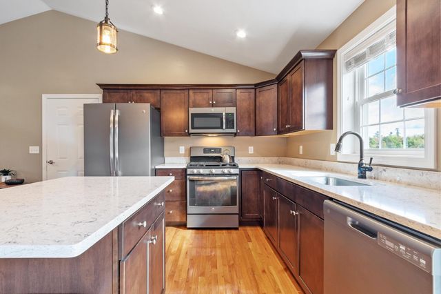850 Old Homestead Highway, Swanzey, NH 03446
