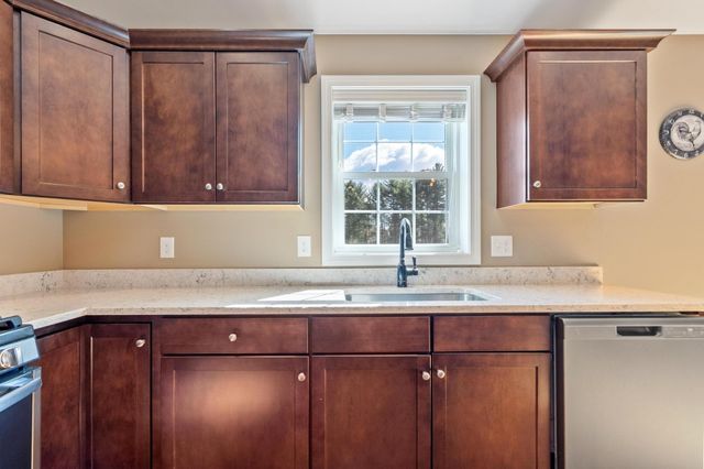 850 Old Homestead Highway, Swanzey, NH 03446