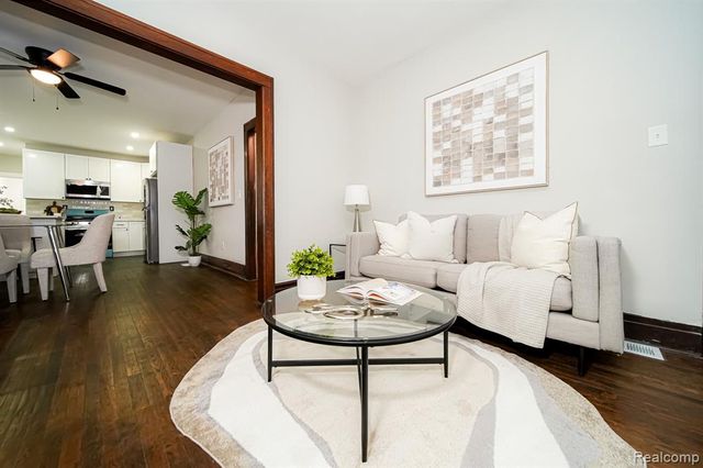 709 Ashland Street, Detroit, MI 48215