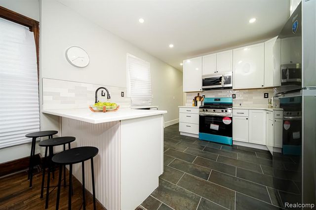 709 Ashland Street, Detroit, MI 48215