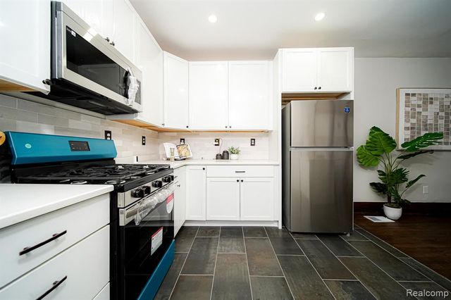 709 Ashland Street, Detroit, MI 48215