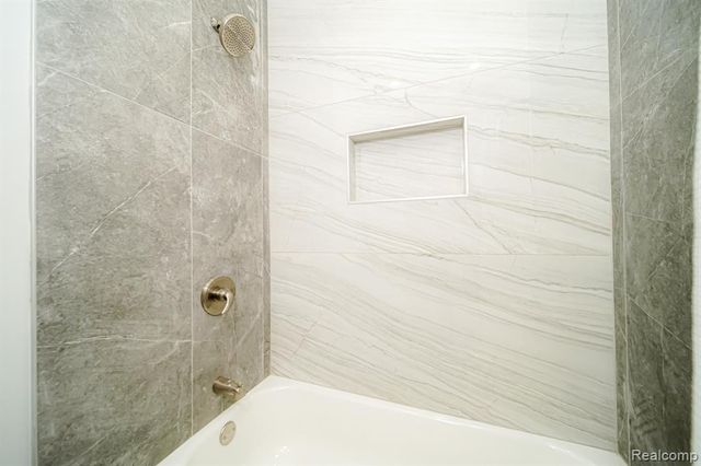 709 Ashland Street, Detroit, MI 48215