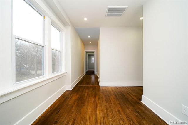 709 Ashland Street, Detroit, MI 48215