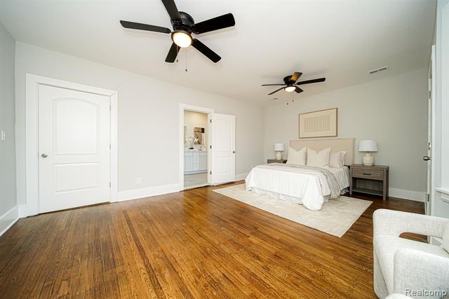 709 Ashland Street, Detroit, MI 48215