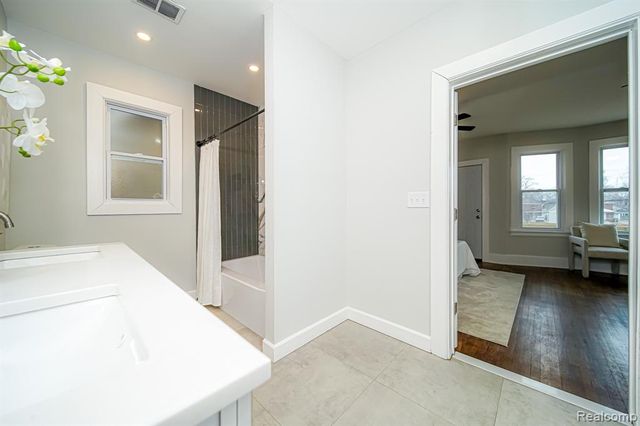 709 Ashland Street, Detroit, MI 48215