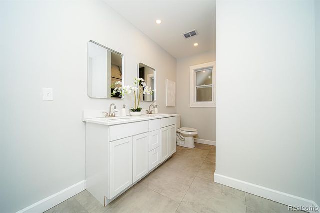 709 Ashland Street, Detroit, MI 48215