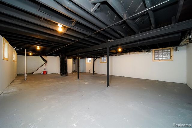 709 Ashland Street, Detroit, MI 48215