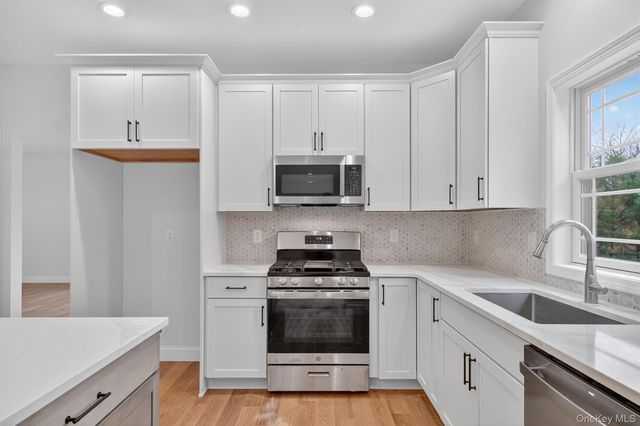 32 Meadow View Court, Lagrangeville, NY 12540