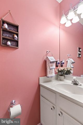 6914 VERSAILLE DR, Fredericksburg, VA 22407