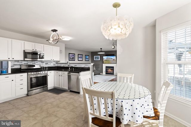 6914 VERSAILLE DR, Fredericksburg, VA 22407