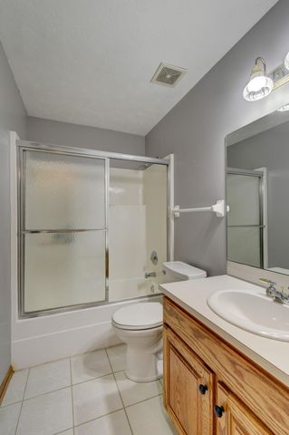 8883 VERDON Circle, Plattsmouth, NE 68048