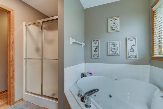 8883 VERDON Circle, Plattsmouth, NE 68048