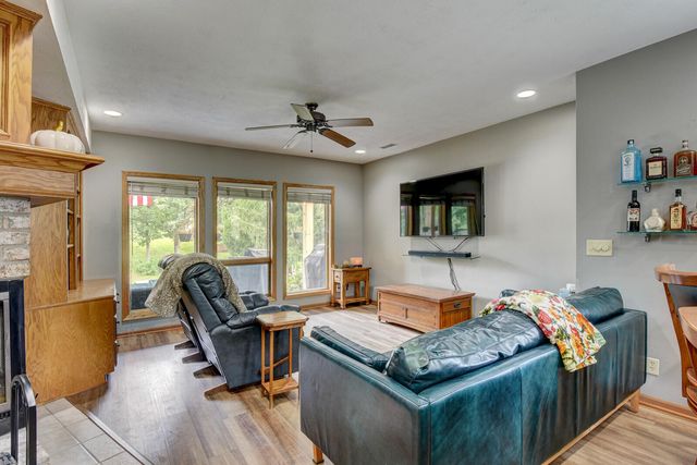 8883 VERDON Circle, Plattsmouth, NE 68048