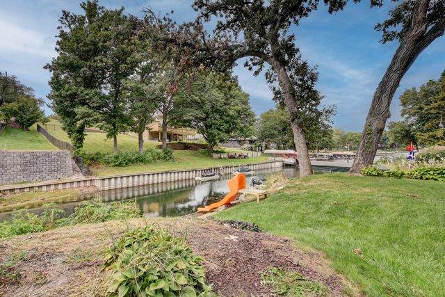 8883 VERDON Circle, Plattsmouth, NE 68048