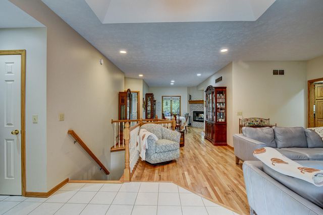 8883 VERDON Circle, Plattsmouth, NE 68048
